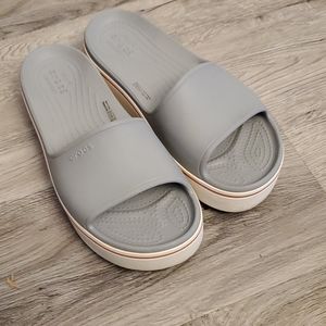 Crocs Platform Slide Size 9